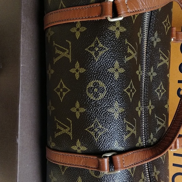 Authentic Louis Vuitton papillon (great condiiton) - Picture 3 of 7